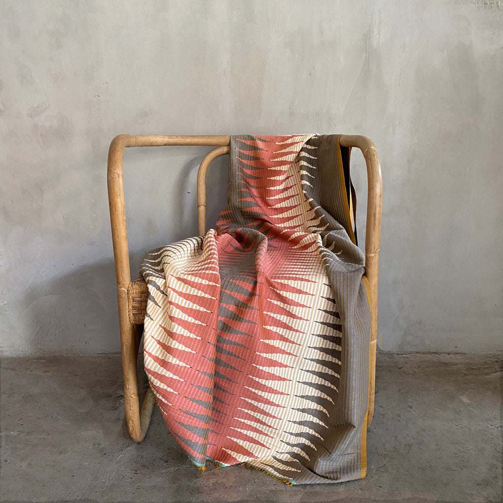 Rang Rang Throw 04  Homewares